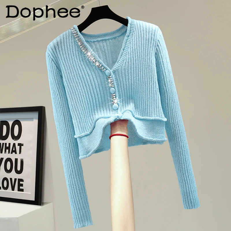 Женская трикотажная футболка из вискозы, с V-образным вырезом и длинным рукавом
Женская трикотажная футболка из вискозы, с V-образным вырезом и длинным рукавом