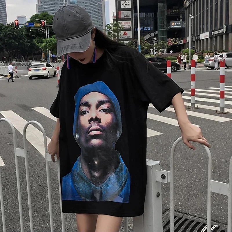 Винтажная Ретро футболка большого размера Snoop Dogg, уличная стильная Свободная Повседневная хлопковая футболка с коротким рукавом для мужчин и женщин
Винтажная Ретро футболка большого размера Snoop Dogg, уличная стильная Свободная Повседневная хлопковая футболка с коротким рукавом для мужчин и женщин