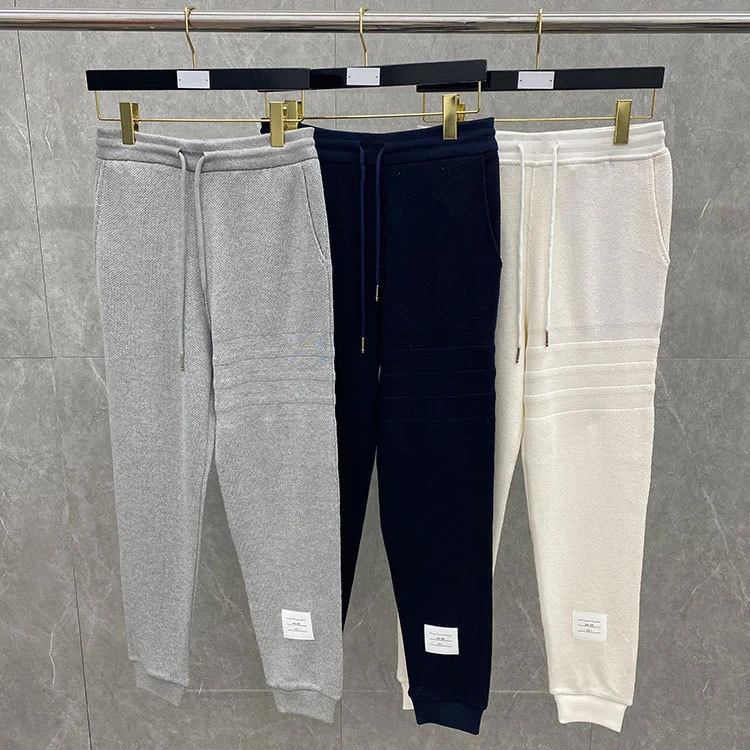 2022 Autumn Men thom Striped Trouser Sport Long Pants Cotton Casual Men Mid Waist Bottom High Quality Korean Design
2022 Autumn Men thom Striped Trouser Sport Long Pants Cotton Casual Men Mid Waist Bottom High Quality Korean Design