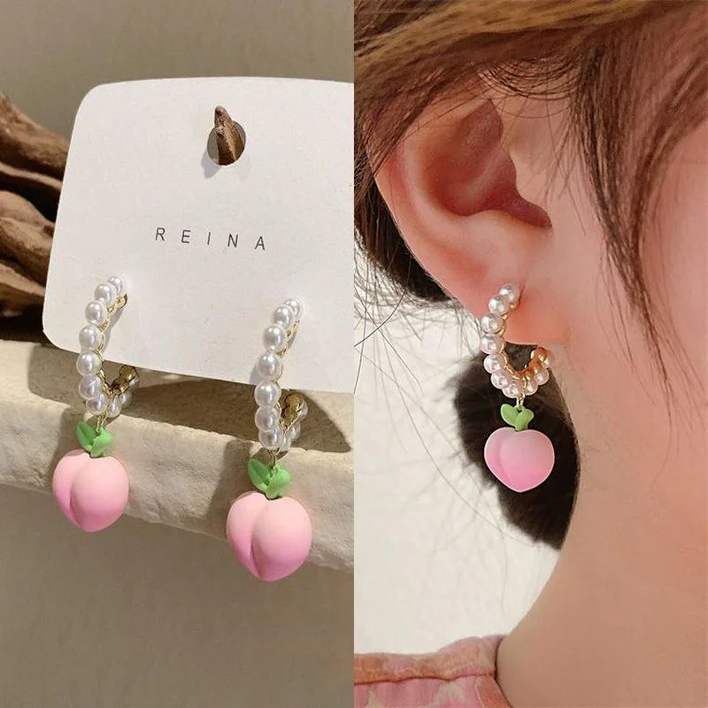 Peach Pearl Dangle Earrings Korean Fashion Spring Sweet Drop Earrings for Women Aesthetic Jewelry Wholesale pendientes bijoux
Peach Pearl Dangle Earrings Korean Fashion Spring Sweet Drop Earrings for Women Aesthetic Jewelry Wholesale pendientes bijoux