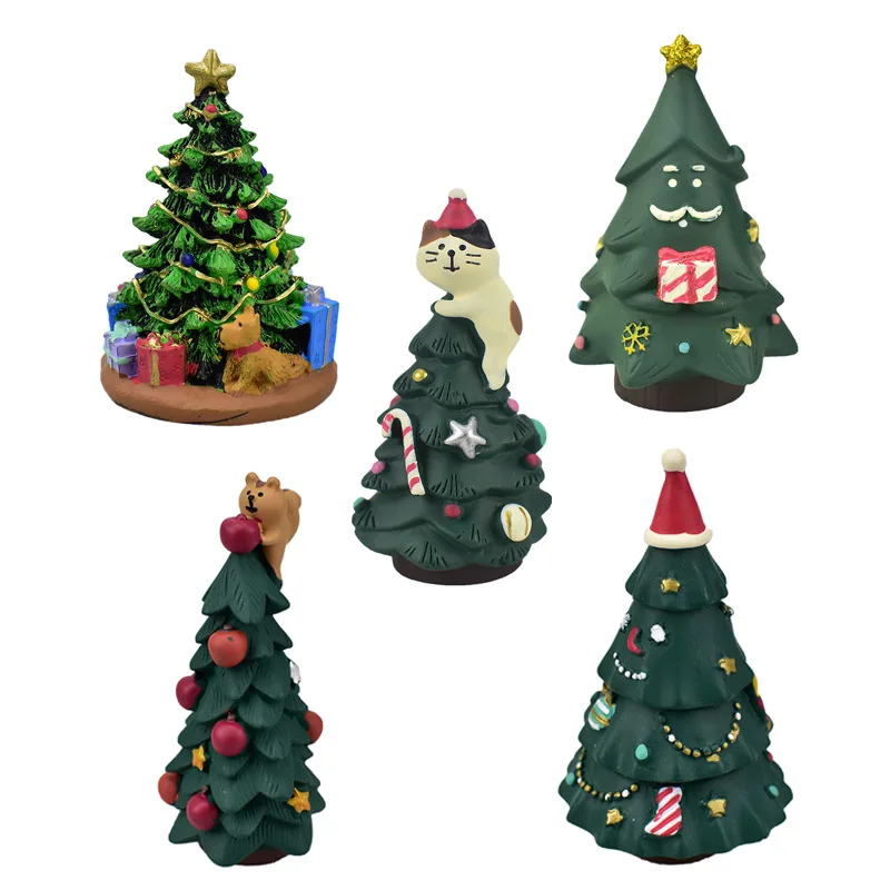 Mini Christmas tree climbing cat Christmas decoration creative miniature scene with resin ornament gift
Mini Christmas tree climbing cat Christmas decoration creative miniature scene with resin ornament gift
