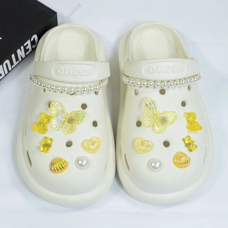 Роскошные элегантные Подвески «сделай сам» Croc, дизайнерская модная жемчужная цепочка, пряжка для сада обуви, прекрасная бабочка, Croc аксессуары, полный комплект, Новинка
Роскошные элегантные Подвески «сделай сам» Croc, дизайнерская модная жемчужная цепочка, пряжка для сада обуви, прекрасная бабочка, Croc аксессуары, полный комплект, Новинка