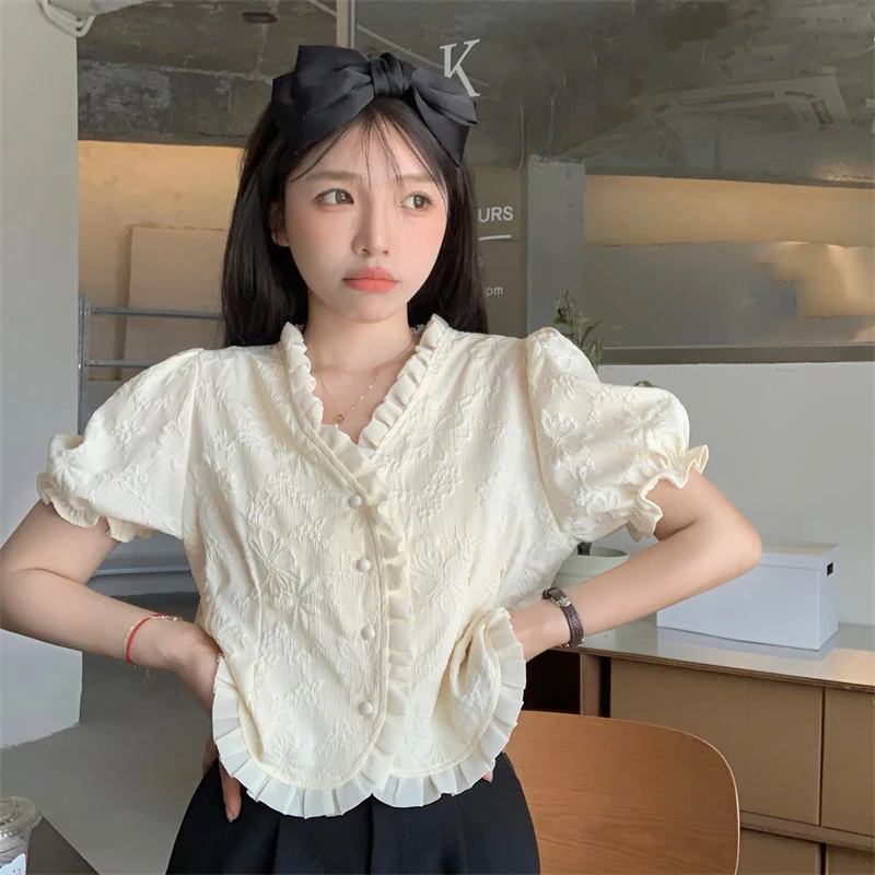 Lucyever Vintage Printing Short Women Blouse Elegant Chic Ruffles V-neck Crop Tops Female 2022 Summer Sweet Puff Sleeve Shirts
Lucyever Vintage Printing Short Women Blouse Elegant Chic Ruffles V-neck Crop Tops Female 2022 Summer Sweet Puff Sleeve Shirts