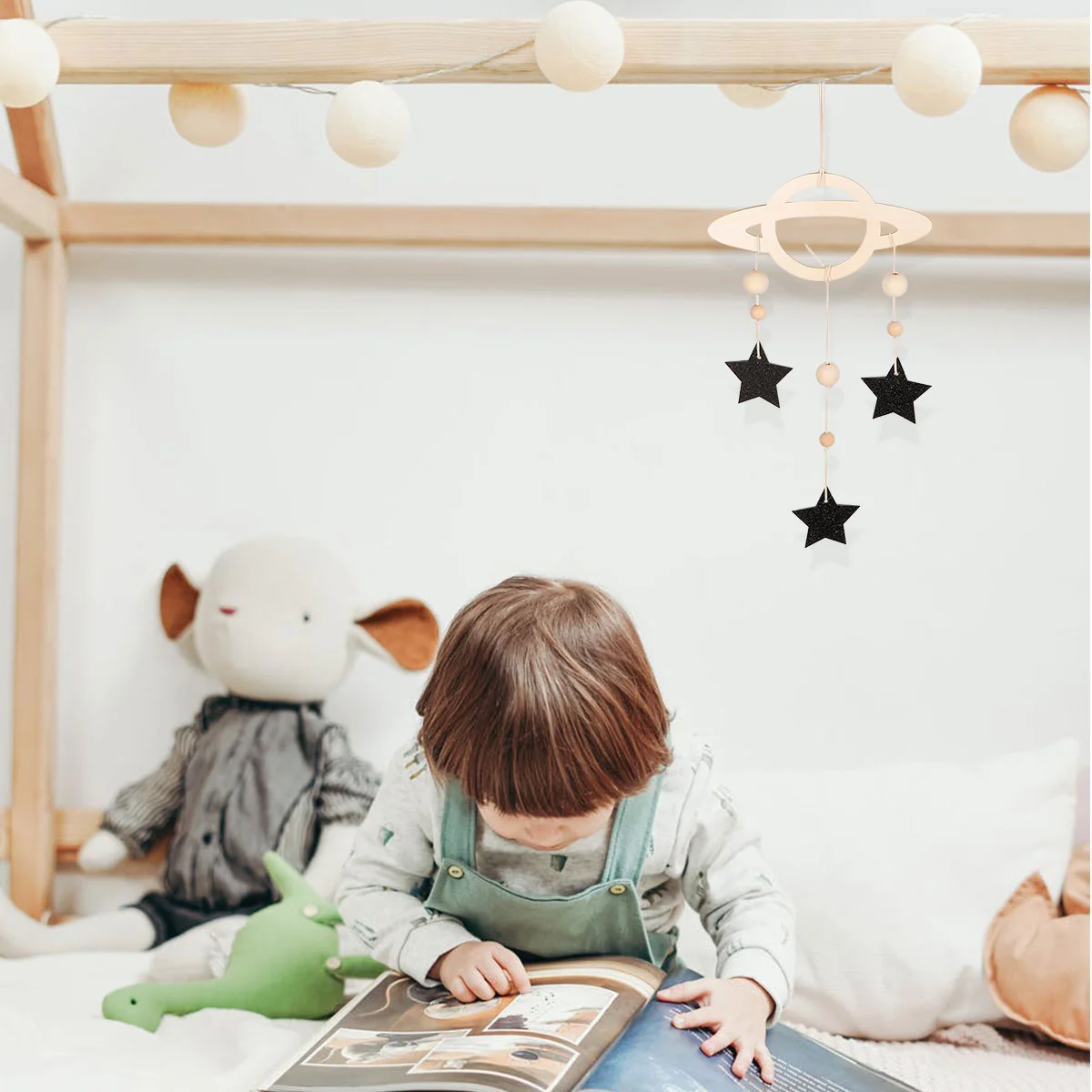 1Pc Wall Decor Practical Hollow-Out Wall Pendant Pendant Wall Star Hanging for Bedroom
1Pc Wall Decor Practical Hollow-Out Wall Pendant Pendant Wall Star Hanging for Bedroom