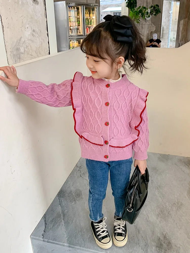 Осенне-зимний вязаный свитер для девочек, вязаный свитер в Корейском стиле для девочек, детский пуловер с длинным рукавом, топ, модный свите...
Осенне-зимний вязаный свитер для девочек, вязаный свитер в Корейском стиле для девочек, детский пуловер с длинным рукавом, топ, модный свите...