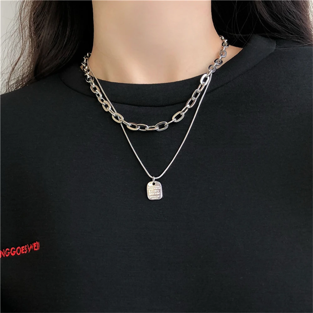 China and South Korea double-layer multi-layer square brand chain necklace accessories European and American pendants hip-hop si
China and South Korea double-layer multi-layer square brand chain necklace accessories European and American pendants hip-hop si