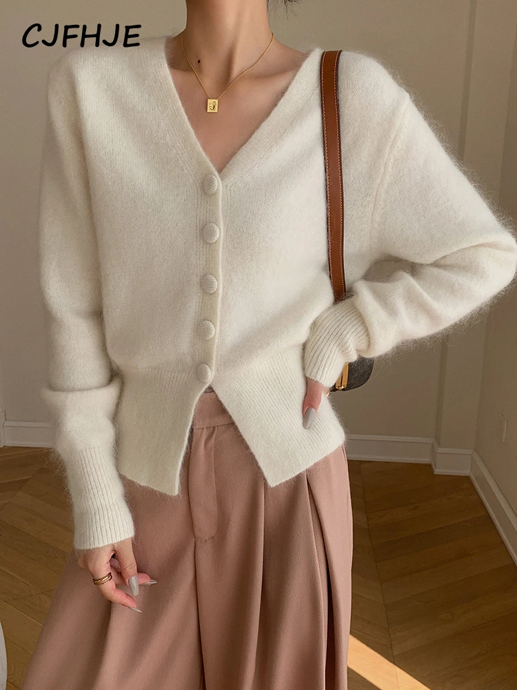 CJFHJE Red Single-breasted Knitted Sweater Coats Women Casual New Autumn Grey Elegant Lady Knitwear V-neck Beige Cardigan Female
CJFHJE Red Single-breasted Knitted Sweater Coats Women Casual New Autumn Grey Elegant Lady Knitwear V-neck Beige Cardigan Female