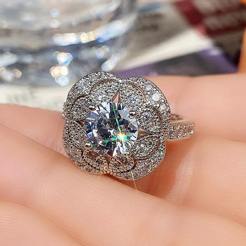 Unique Design Wedding Ring For Women Flower Shaped Band Ceremony Party Luxury Ladies Finger Ring Fashion Jewelry Gift
Unique Design Wedding Ring For Women Flower Shaped Band Ceremony Party Luxury Ladies Finger Ring Fashion Jewelry Gift