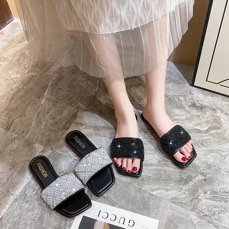 2022 Summer Ladies Peep Toe Slides Shiny Sequined Soft Flats Outdoor Fashion Slippers Women's Daily Street Large Size Flat Shoes
2022 Summer Ladies Peep Toe Slides Shiny Sequined Soft Flats Outdoor Fashion Slippers Women's Daily Street Large Size Flat Shoes