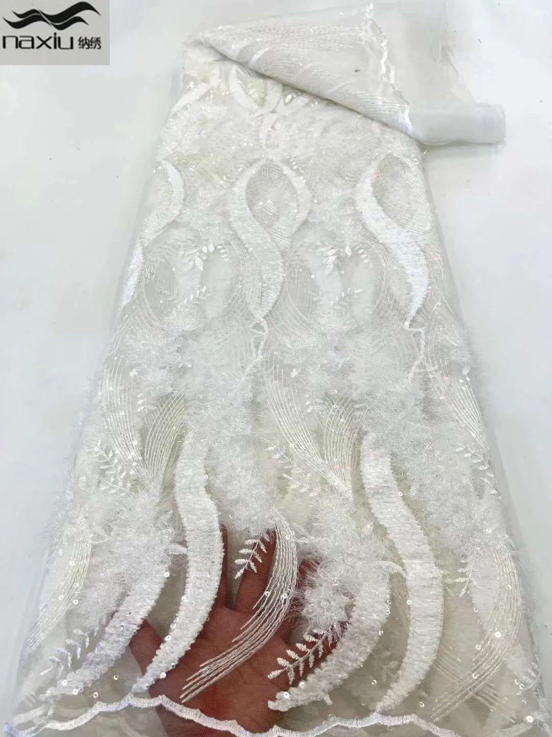Madison White French Nigerian Fluffy Sequins Lace Fabrics 2022 African Tulle Lace Fabric High Quality Lace For Party Wedding
Madison White French Nigerian Fluffy Sequins Lace Fabrics 2022 African Tulle Lace Fabric High Quality Lace For Party Wedding