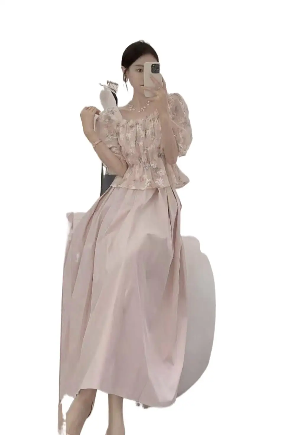 2023 Women's Clothing Summer new party led jacquard dress with pleated skirts suits 0820
2023 Women's Clothing Summer new party led jacquard dress with pleated skirts suits 0820
