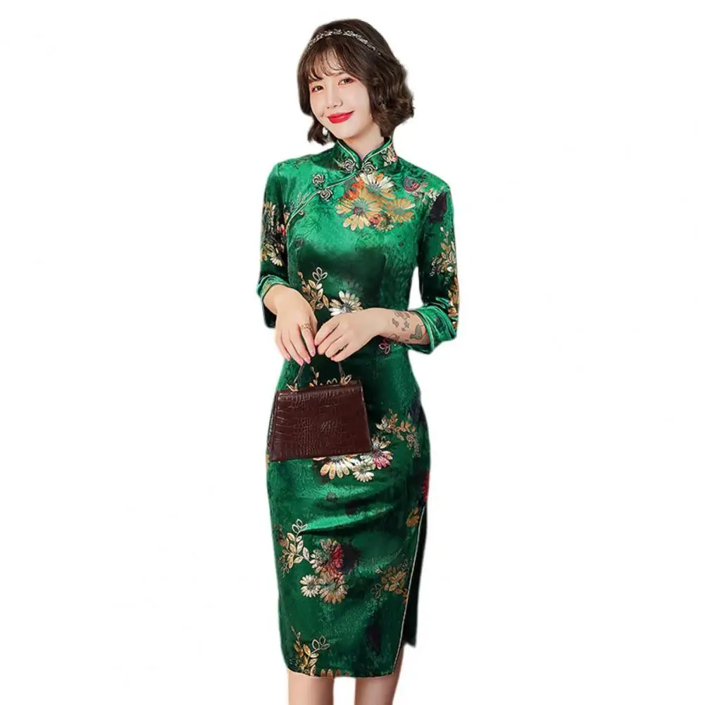 Women Qipao Traditional Flower Print Chinese Style Costume Stand Collar Catwalk Performance Three Quarter Sleeves Lady Cheongsam
Women Qipao Traditional Flower Print Chinese Style Costume Stand Collar Catwalk Performance Three Quarter Sleeves Lady Cheongsam