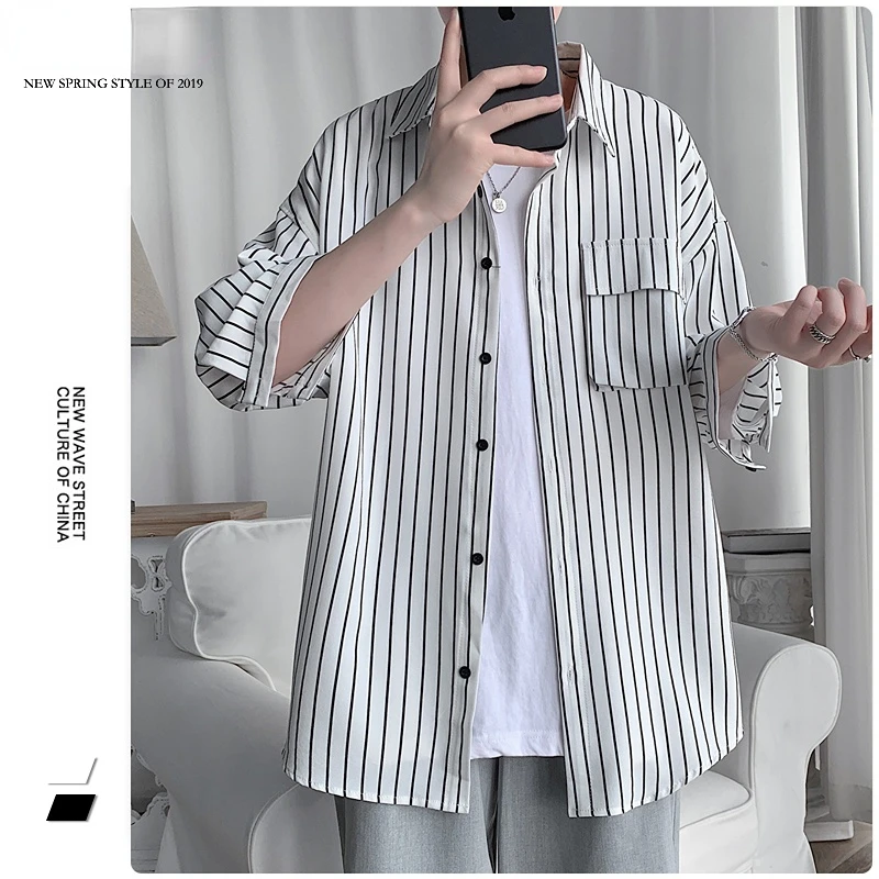 New Autumn Men's Short Sleeve Striped Casual Regular-fit Turn Down Collar Shirts Male Business Fashion Work Tee Tops Shirt L223
New Autumn Men's Short Sleeve Striped Casual Regular-fit Turn Down Collar Shirts Male Business Fashion Work Tee Tops Shirt L223