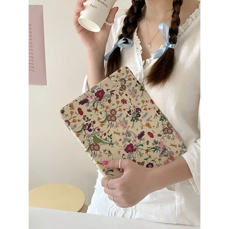 Защитный чехол для планшета IPad 10,2 дюйма в Корейском стиле Instagram Mini Air4/5/3, Роскошный чехол для IPad 2022 10-го поколения 10,9 Pro 12,9 со слотом для ручки
Защитный чехол для планшета IPad 10,2 дюйма в Корейском стиле Instagram Mini Air4/5/3, Роскошный чехол для IPad 2022 10-го поколения 10,9 Pro 12,9 со слотом для ручки