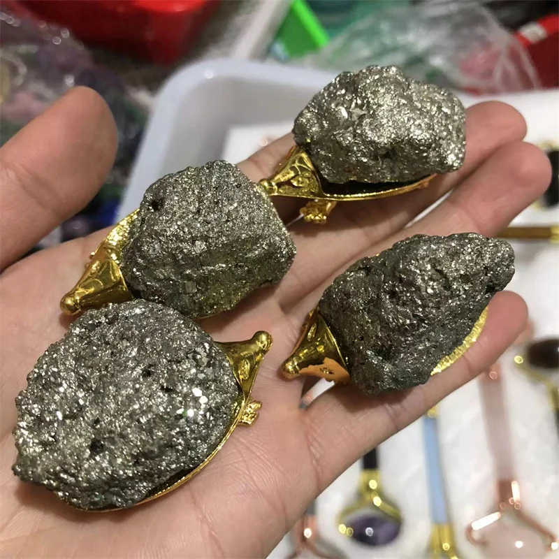 Natural Stones Hand Make Quartz Crystal Chalcopyrite Hedgehog Healing Reiki Gemstones Home Decoration
Natural Stones Hand Make Quartz Crystal Chalcopyrite Hedgehog Healing Reiki Gemstones Home Decoration