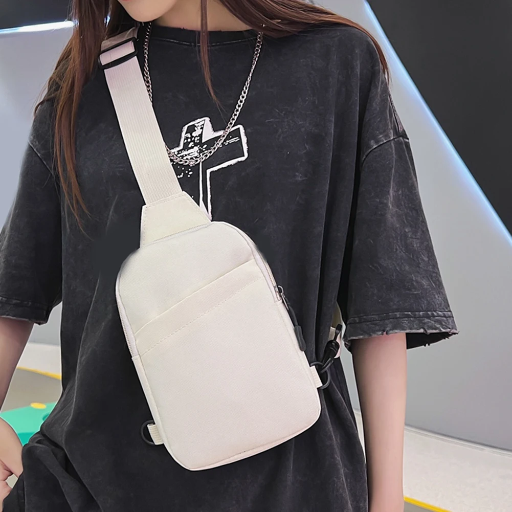 Women Chest Bag Cross body Bag Men Waterproof Oxford Cloth Shoulder Bag Women's 2023 Casual Messenger Bag Unisex Fany Pack
Women Chest Bag Cross body Bag Men Waterproof Oxford Cloth Shoulder Bag Women's 2023 Casual Messenger Bag Unisex Fany Pack
