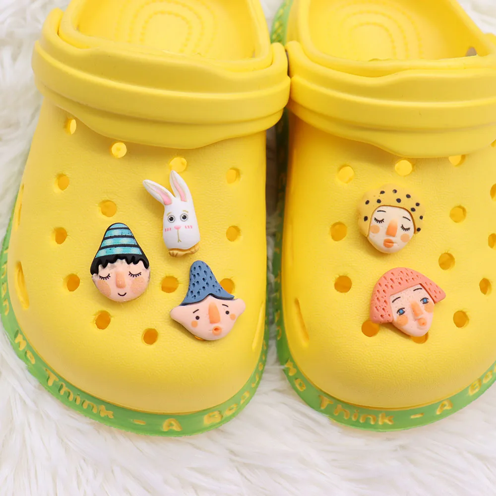 Mix 50PCS Resin Kawaii Girl Boy Rabbit Funny Croc Jibz Fit Wristbands Hole Shoes Ornaments Decorations for Bands Bracelets
Mix 50PCS Resin Kawaii Girl Boy Rabbit Funny Croc Jibz Fit Wristbands Hole Shoes Ornaments Decorations for Bands Bracelets