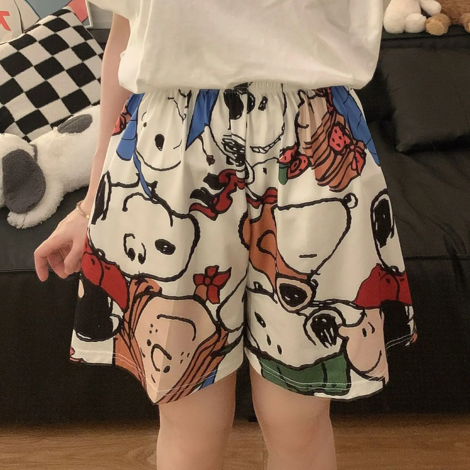 Летние шорты Snoopy в стиле аниме, мультяшная Пижама Crayon Shin-Chan, высококлассная прямая Пижама-труба, Женская домашняя одежда большого размера, подарки
Летние шорты Snoopy в стиле аниме, мультяшная Пижама Crayon Shin-Chan, высококлассная прямая Пижама-труба, Женская домашняя одежда большого размера, подарки