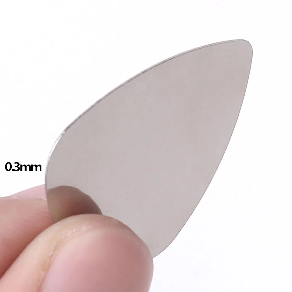 20pcs 0.3mm Stainless Steel Guitar Picks Bass Ukulele Parts Electric Guitar Picks Metal Plectrums Pick Holder With Picks Storage
20pcs 0.3mm Stainless Steel Guitar Picks Bass Ukulele Parts Electric Guitar Picks Metal Plectrums Pick Holder With Picks Storage