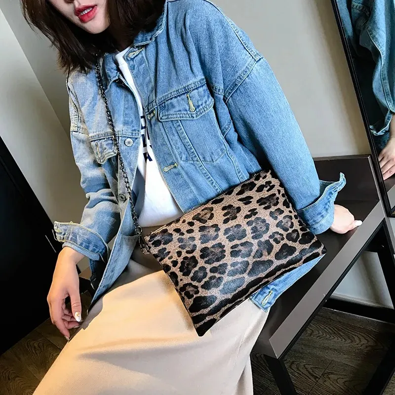 Woman Evening Bag Leopard Wallet Wedding Party Banquet Shoulder Bag Fashion Clutch Purse Evening Bags PT1100
Woman Evening Bag Leopard Wallet Wedding Party Banquet Shoulder Bag Fashion Clutch Purse Evening Bags PT1100