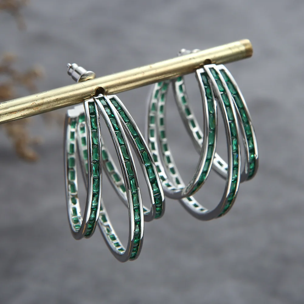2022 New Luxury Trend Zircon Hoop Earrings Ladies CirclePiercing Statement Party Show Banquet Jewelry Brincos Female aretes Aros
2022 New Luxury Trend Zircon Hoop Earrings Ladies CirclePiercing Statement Party Show Banquet Jewelry Brincos Female aretes Aros