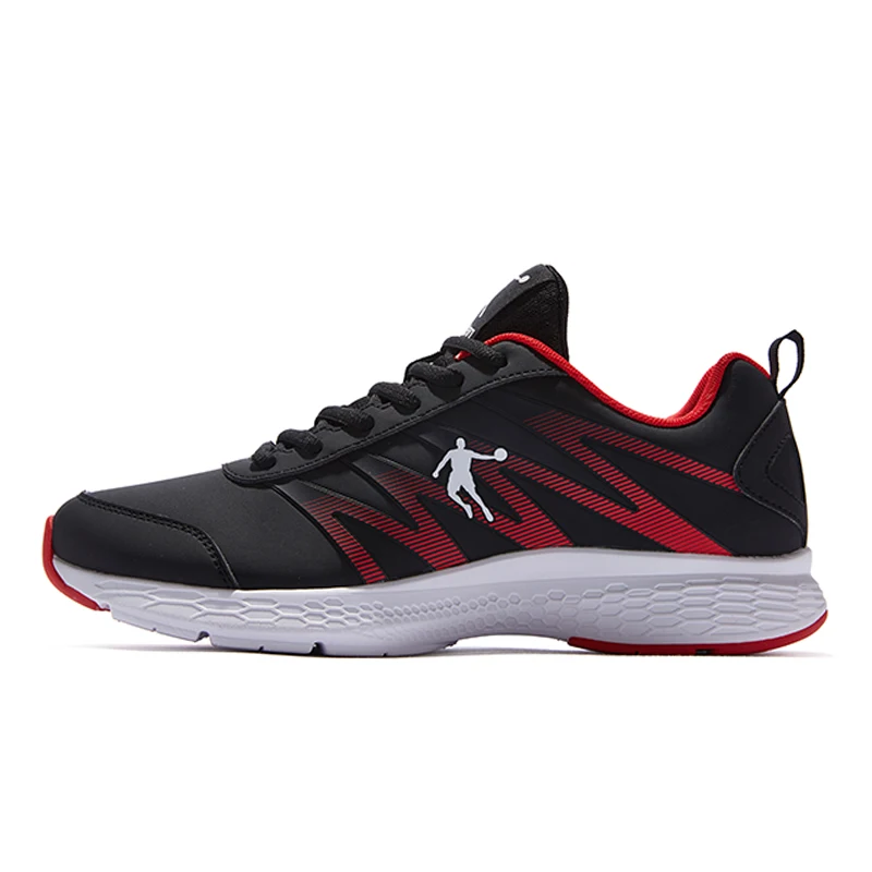 Sports shoes Men's shoes 2023 winter new leather upper running shoes Warm keeping light shock absorption running shoes
Sports shoes Men's shoes 2023 winter new leather upper running shoes Warm keeping light shock absorption running shoes