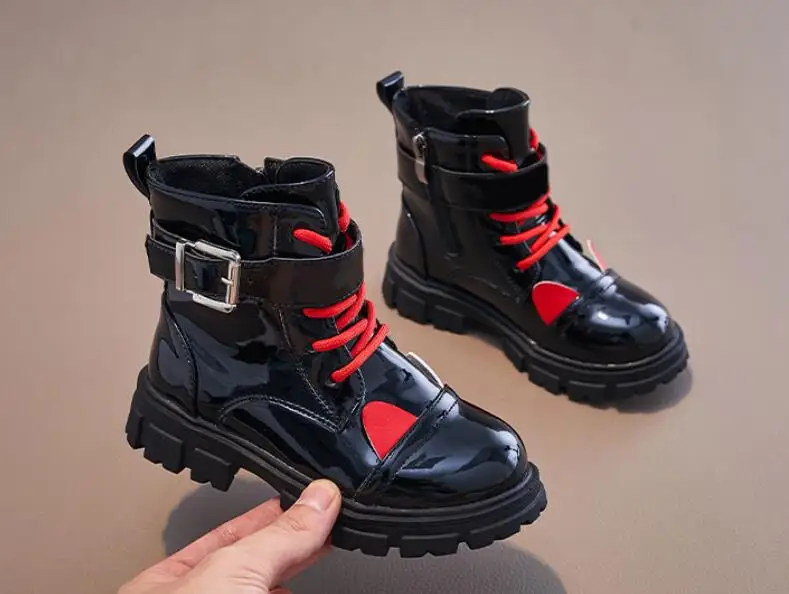 Children Snow Shoes Girls Mid Length Warm Leather Snow Boots Baby Bow Cute Cotton Sport Shoes Plush Winter New Fashion Boots 
Children Snow Shoes Girls Mid Length Warm Leather Snow Boots Baby Bow Cute Cotton Sport Shoes Plush Winter New Fashion Boots