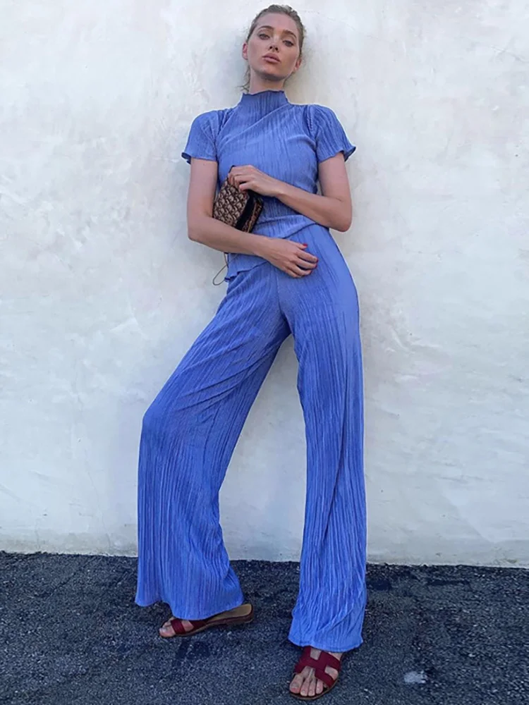 Bodycon Two Piece Set Women Summer Turtleneck T-Shirts Blue Pleated High Waist Pants Set Casual Slim Wide Trouser Suits
Bodycon Two Piece Set Women Summer Turtleneck T-Shirts Blue Pleated High Waist Pants Set Casual Slim Wide Trouser Suits