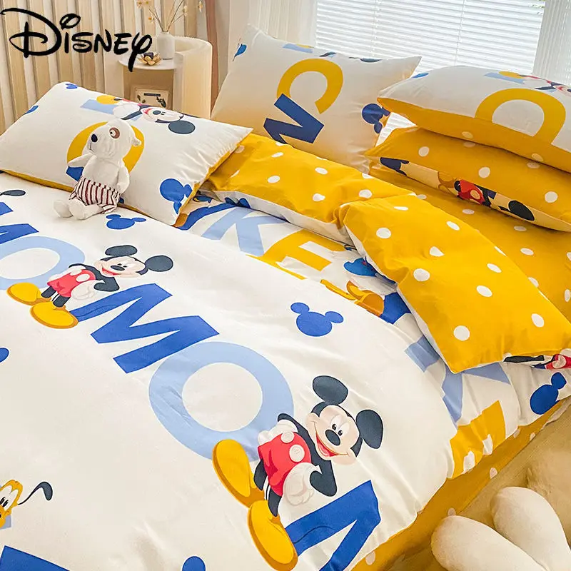 Комплект постельного белья из 4 предметов из мультфильма Disney «Дональд Дак», простой и удобный пододеяльник из чистого хлопка, простыня, Детс...
Комплект постельного белья из 4 предметов из мультфильма Disney «Дональд Дак», простой и удобный пододеяльник из чистого хлопка, простыня, Детс...