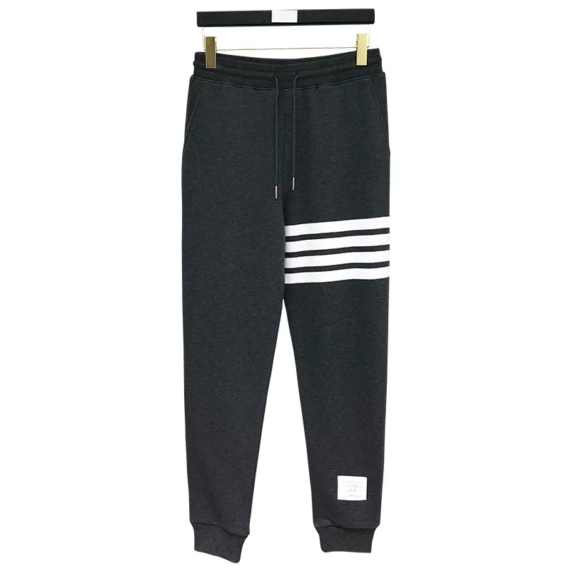 2022 Spring And Autumn New High-End Quality Casual Sports Sweatpants Men And Women Couple Models A009
2022 Spring And Autumn New High-End Quality Casual Sports Sweatpants Men And Women Couple Models A009