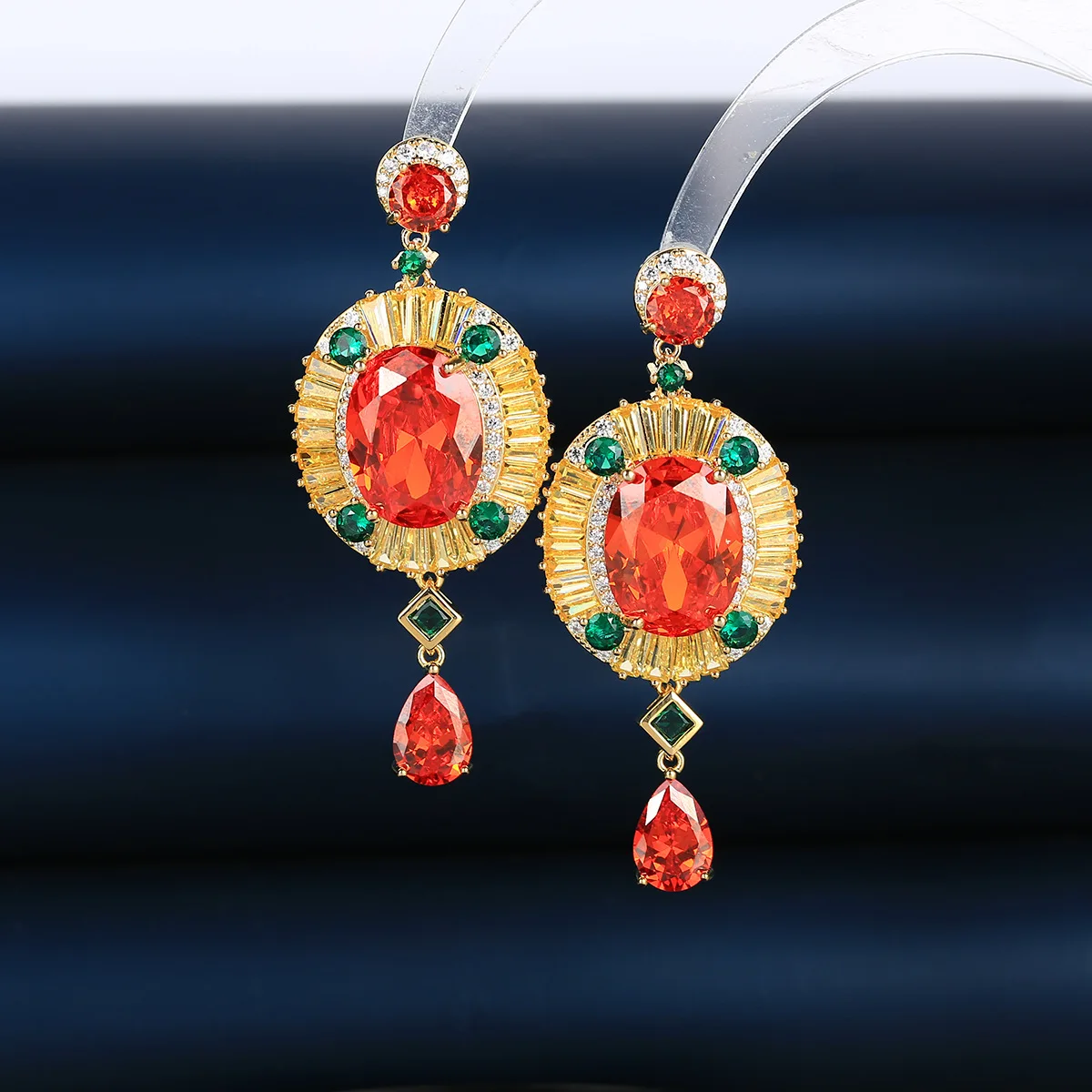 Luxury 925 Silver Water Drop Micro-inlaid Zircon Dangles for Women High Quality Drop Earring Wedding Party Jewelry Gifts
Luxury 925 Silver Water Drop Micro-inlaid Zircon Dangles for Women High Quality Drop Earring Wedding Party Jewelry Gifts