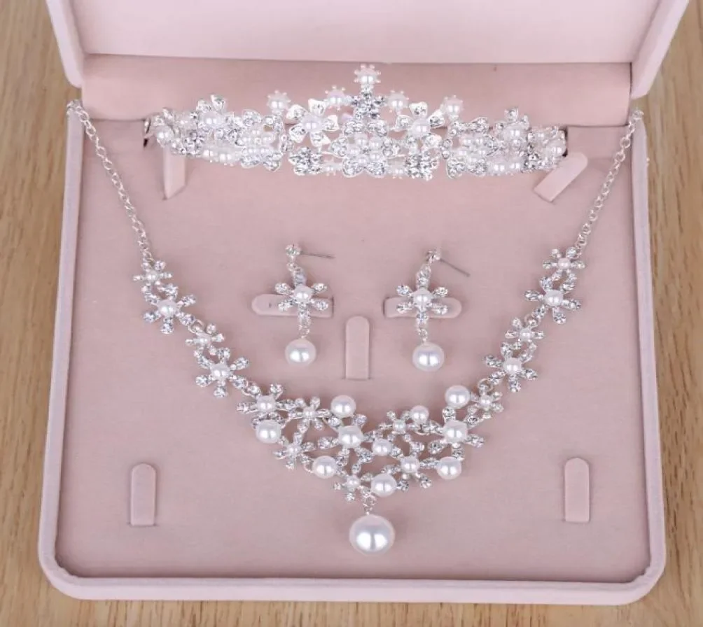 Cheap Shiny Bridal Jewelry Wedding Bridal Rhinestone Pearls Accessories Necklace Earring Ear Stud Style Sets Silver Quincea
Cheap Shiny Bridal Jewelry Wedding Bridal Rhinestone Pearls Accessories Necklace Earring Ear Stud Style Sets Silver Quincea