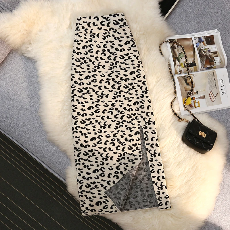 Leopard Print Pencil Long Skirt Womens 2022 Winter Thicken Warm Knitted Vintage Side Slit Fashion Spring Midi Skirts
Leopard Print Pencil Long Skirt Womens 2022 Winter Thicken Warm Knitted Vintage Side Slit Fashion Spring Midi Skirts