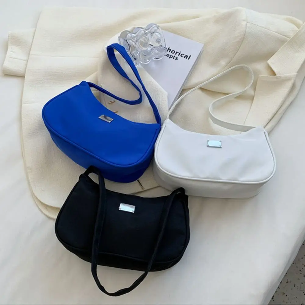 New Women Solid Color Shoulder Bag Mini Crescent Messenger Handbags Luxury Designer Nylon Handbag Retro Ladies Underarm Bags
New Women Solid Color Shoulder Bag Mini Crescent Messenger Handbags Luxury Designer Nylon Handbag Retro Ladies Underarm Bags