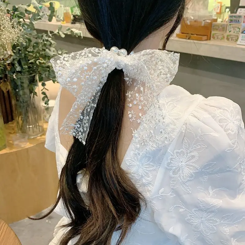 2022 Women's Fashion Headwear Lace Bow Pearl Hair Rope Streamer Large Intestine Ring Simple Female Floral Bracelet Head Rope
2022 Women's Fashion Headwear Lace Bow Pearl Hair Rope Streamer Large Intestine Ring Simple Female Floral Bracelet Head Rope