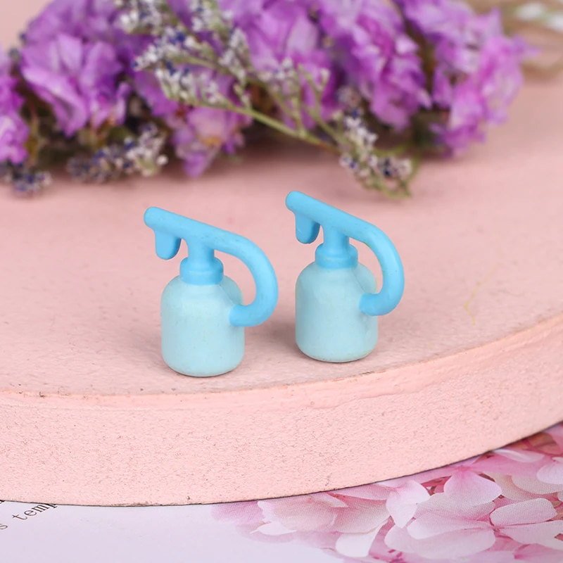 1:12 Scale 2PC Mini Cute Watering Can Water Bottle Spill Cans Dollhouse Miniature Home Gardening Accessories
1:12 Scale 2PC Mini Cute Watering Can Water Bottle Spill Cans Dollhouse Miniature Home Gardening Accessories