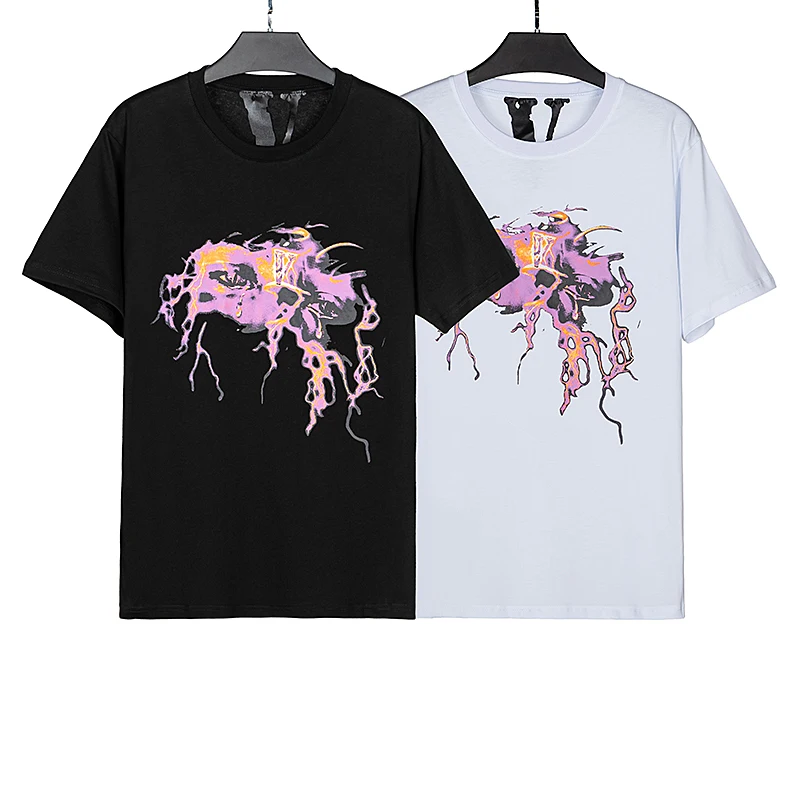 Мужская/Женская Повседневная модная свободная футболка VLONE в стиле High Street из натурального хлопка с принтом и круглым вырезом, 1713
Мужская/Женская Повседневная модная свободная футболка VLONE в стиле High Street из натурального хлопка с принтом и круглым вырезом, 1713