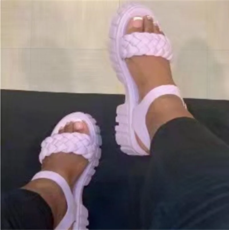 2022 NEW Platform Chunky Heels Open Toe Women's Sandals Casual Leisure Comfy Brand Design Punk Women's Sports Shoes
2022 NEW Platform Chunky Heels Open Toe Women's Sandals Casual Leisure Comfy Brand Design Punk Women's Sports Shoes