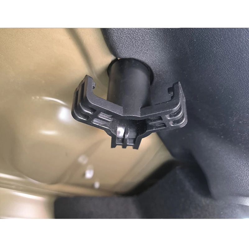 Car Trunk Hook Practical Durable Car Bolt Cover Mounting Holder Accessories For Tesla Model 3
Car Trunk Hook Practical Durable Car Bolt Cover Mounting Holder Accessories For Tesla Model 3