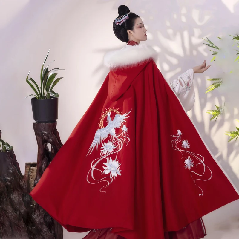 Накидка с вышивкой Hanfu, женская зимняя теплая накидка, китайское плотное пальто с капюшоном, традиционная Женская одежда для косплея
Накидка с вышивкой Hanfu, женская зимняя теплая накидка, китайское плотное пальто с капюшоном, традиционная Женская одежда для косплея