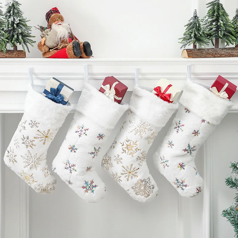 White Christmas Stockings Faux Fur Gift Candy Bag Xmas Tree Ornaments For Home Festival Wedding Decoration
White Christmas Stockings Faux Fur Gift Candy Bag Xmas Tree Ornaments For Home Festival Wedding Decoration