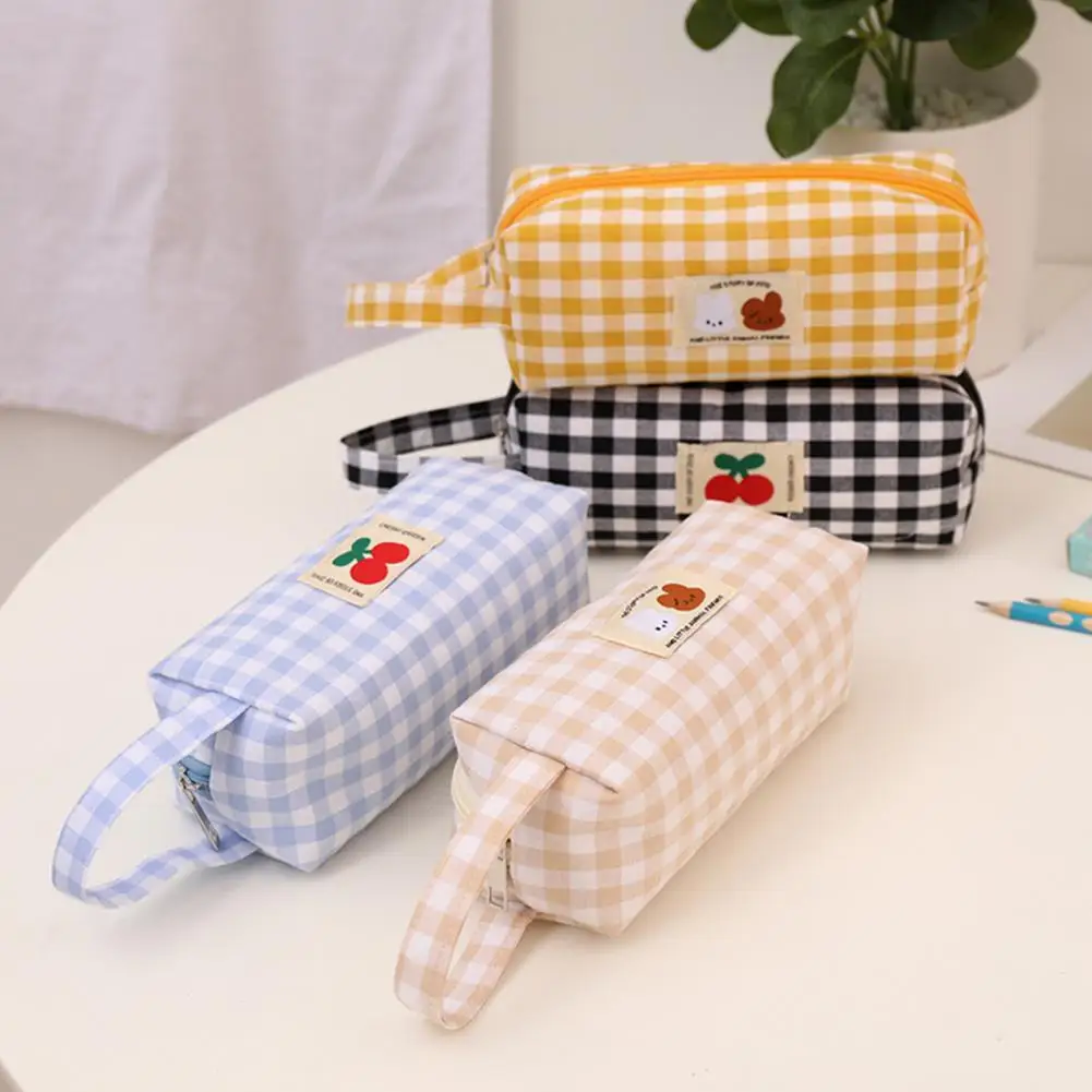 Fabric Practical Pencil Pouch Makeup Handbag Stationery Accessories Easy to Carry Pencil Bag Cute for Daily Use
Fabric Practical Pencil Pouch Makeup Handbag Stationery Accessories Easy to Carry Pencil Bag Cute for Daily Use