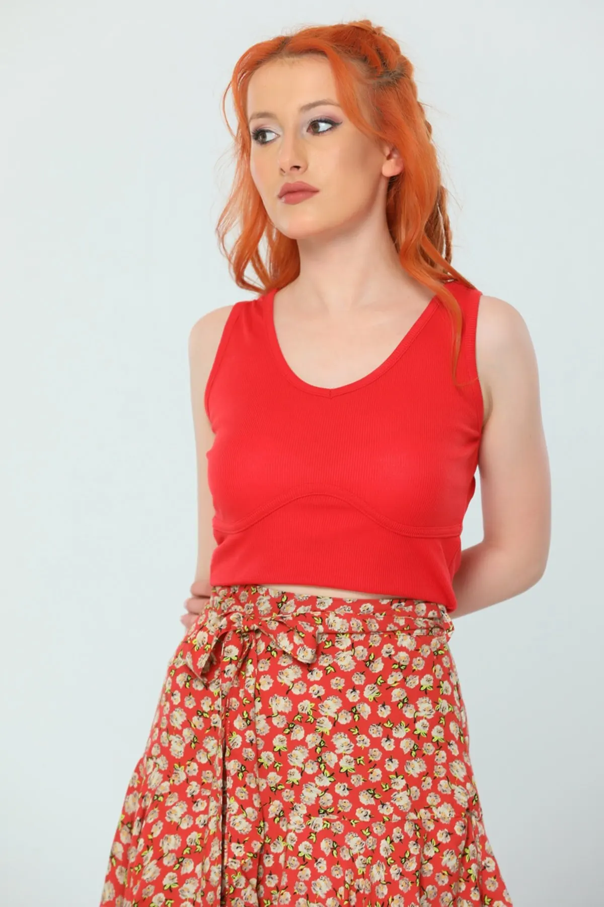 Women's Summer Crop Top Blouse Red Lycra V Neck Camisole Crop Blouse Casual Tank Top Vest Blouse
Women's Summer Crop Top Blouse Red Lycra V Neck Camisole Crop Blouse Casual Tank Top Vest Blouse