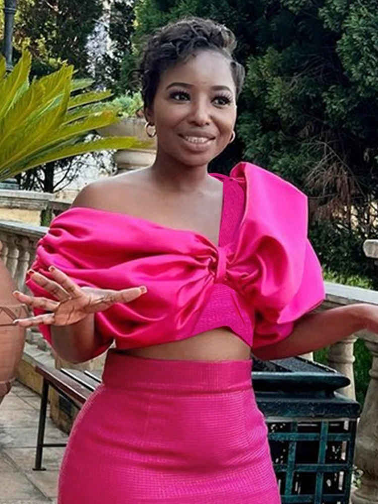 AOMEI Rose Crop Tops Women Sexy Party Club Sparkly Smocked Backless V Neck Navel Top Elegant Short Blouses Big Size 4XL Date Out
AOMEI Rose Crop Tops Women Sexy Party Club Sparkly Smocked Backless V Neck Navel Top Elegant Short Blouses Big Size 4XL Date Out