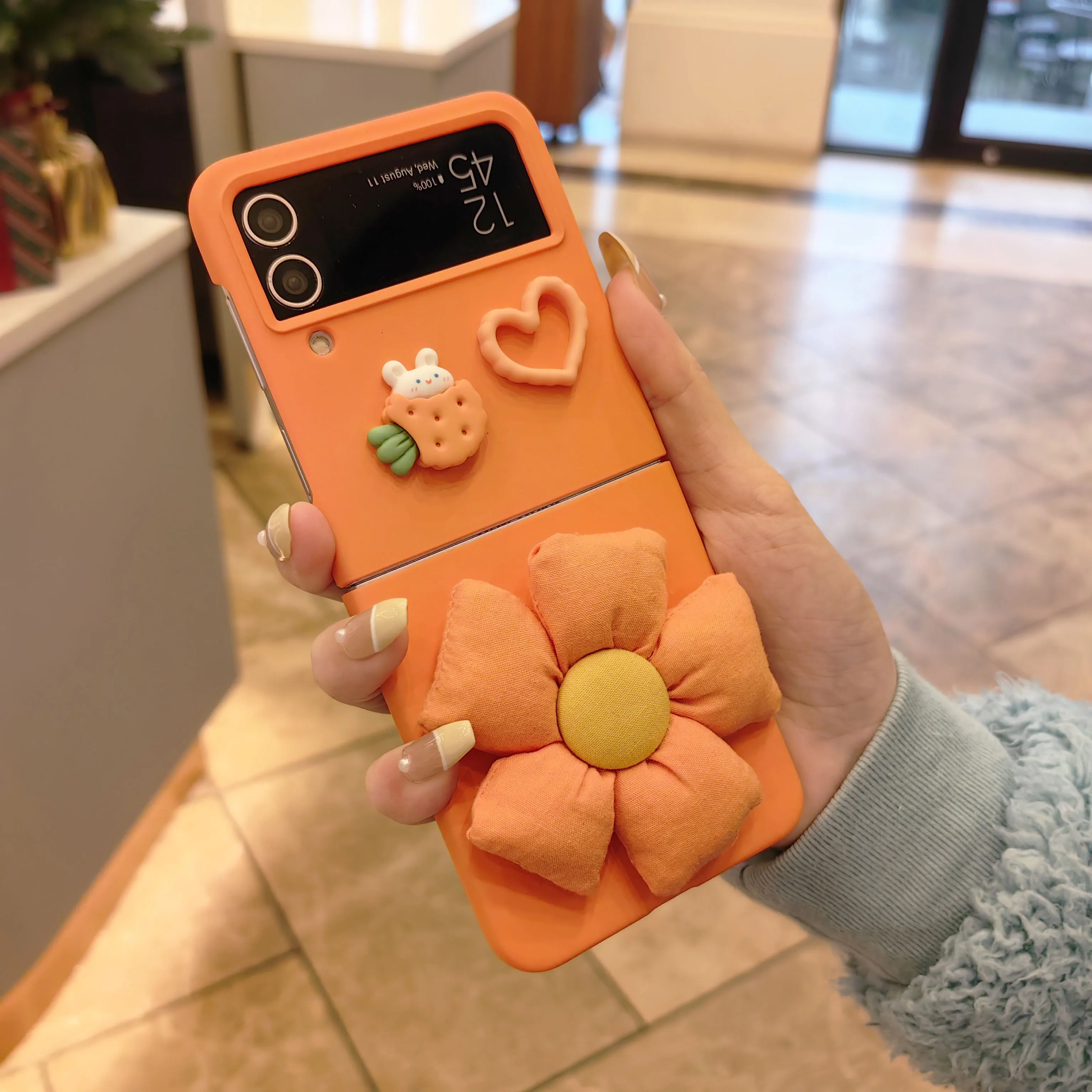 For Samsung Galaxy Z Flip 3 case,Z flip4 case,Cute cartoon case for girls,PC material Hard cover
For Samsung Galaxy Z Flip 3 case,Z flip4 case,Cute cartoon case for girls,PC material Hard cover