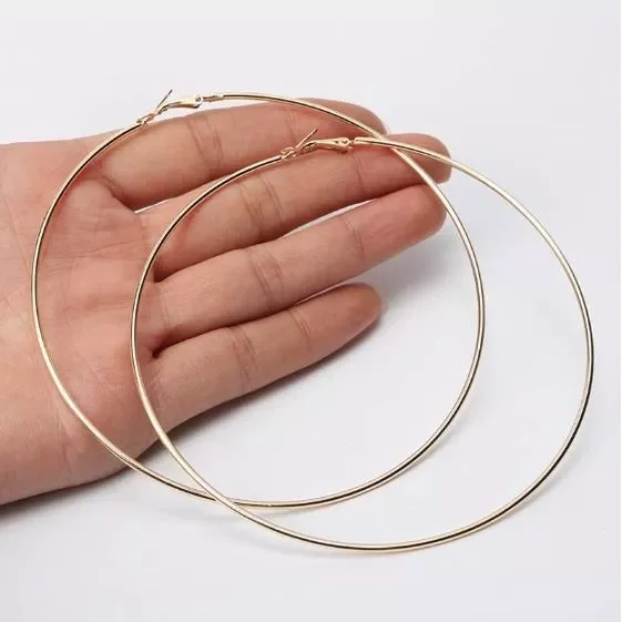 Large Circle Hoop Earrings Silver Color for Women Round Big Circle Earrings Hoops Ear Rings Party Club Jewelry Gifts
Large Circle Hoop Earrings Silver Color for Women Round Big Circle Earrings Hoops Ear Rings Party Club Jewelry Gifts