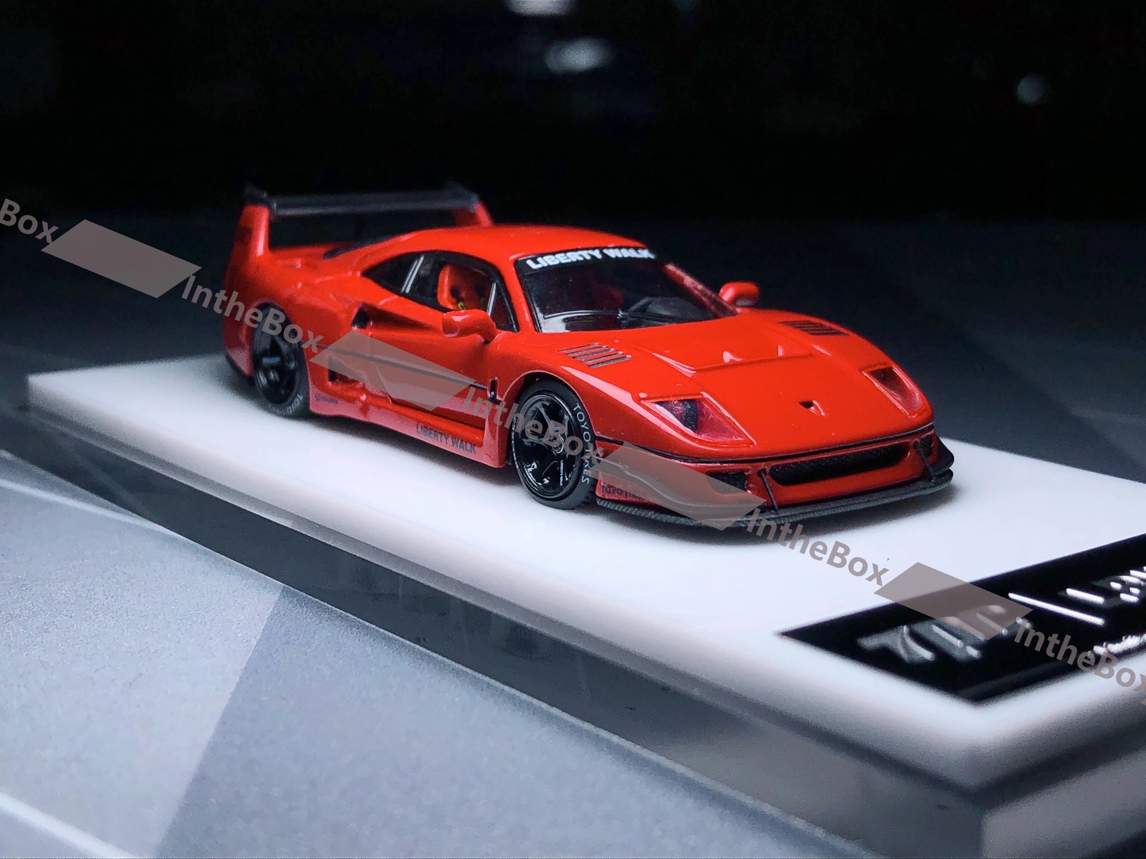 

TPC 1:64 LBWK F40 Diecast Model car Collection Limited Edition Hobby Toys