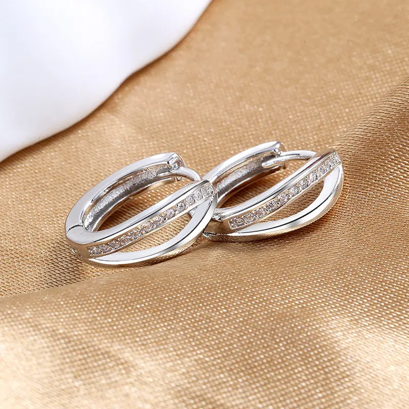 S925 Sterling Silver New 15MM Mini Hollow Round Zircon Earrings For Women Charm Fashion Engagement Wedding Gift Jewelry
S925 Sterling Silver New 15MM Mini Hollow Round Zircon Earrings For Women Charm Fashion Engagement Wedding Gift Jewelry