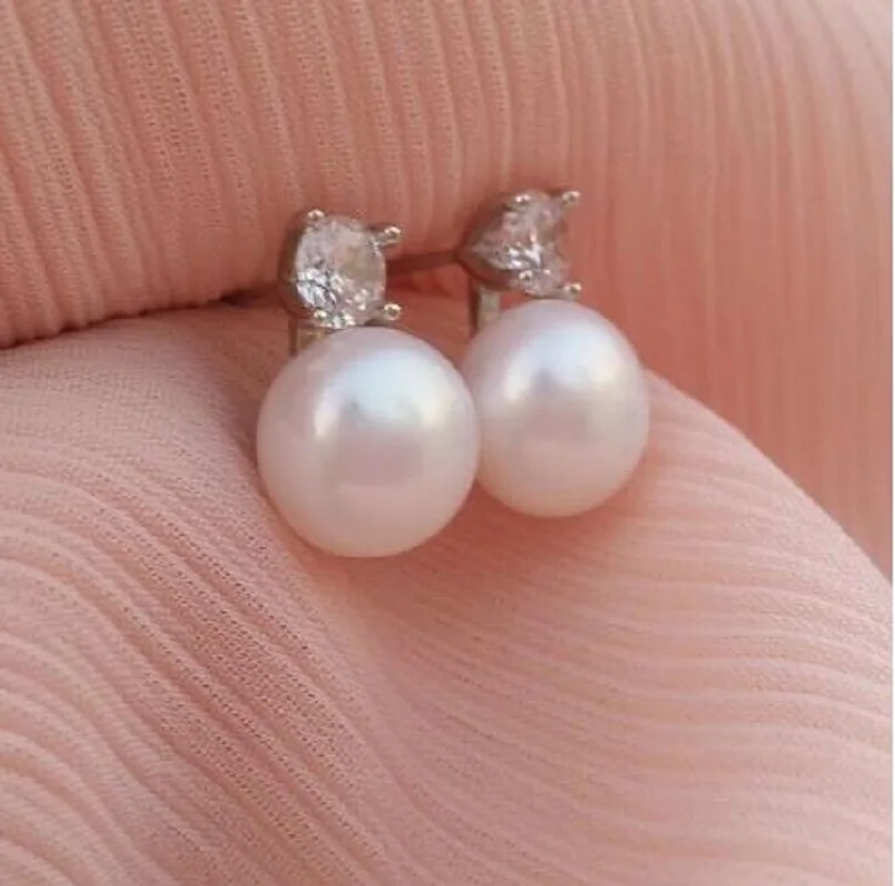 Elegant Charming Pair 10-9mm akoya White Pearl Earrings 925S At Party 
Elegant Charming Pair 10-9mm akoya White Pearl Earrings 925S At Party