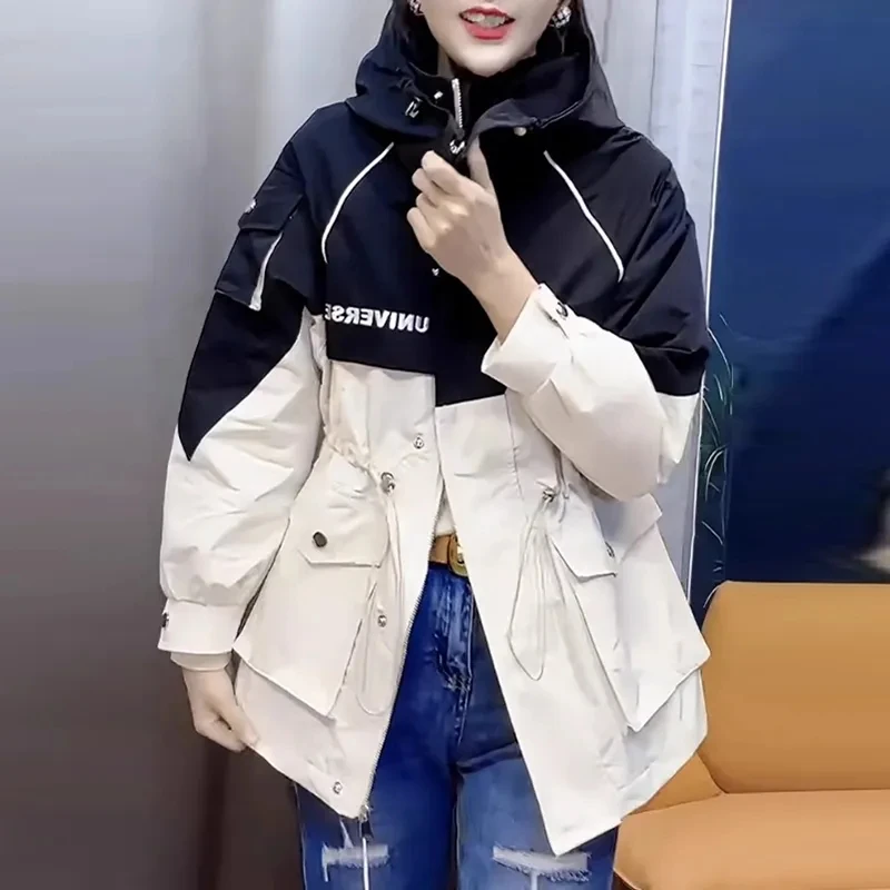 2023 Spring Autumn New Korean Chic Black White Contrast Workwear Hooded Trench Coats Women Clothing Preppy Windbreaker Coat B291
2023 Spring Autumn New Korean Chic Black White Contrast Workwear Hooded Trench Coats Women Clothing Preppy Windbreaker Coat B291